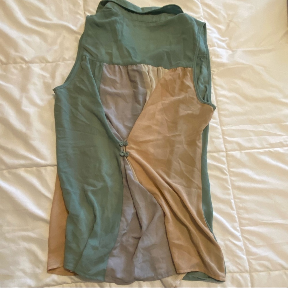 Color block blouse - Picture 2 of 2